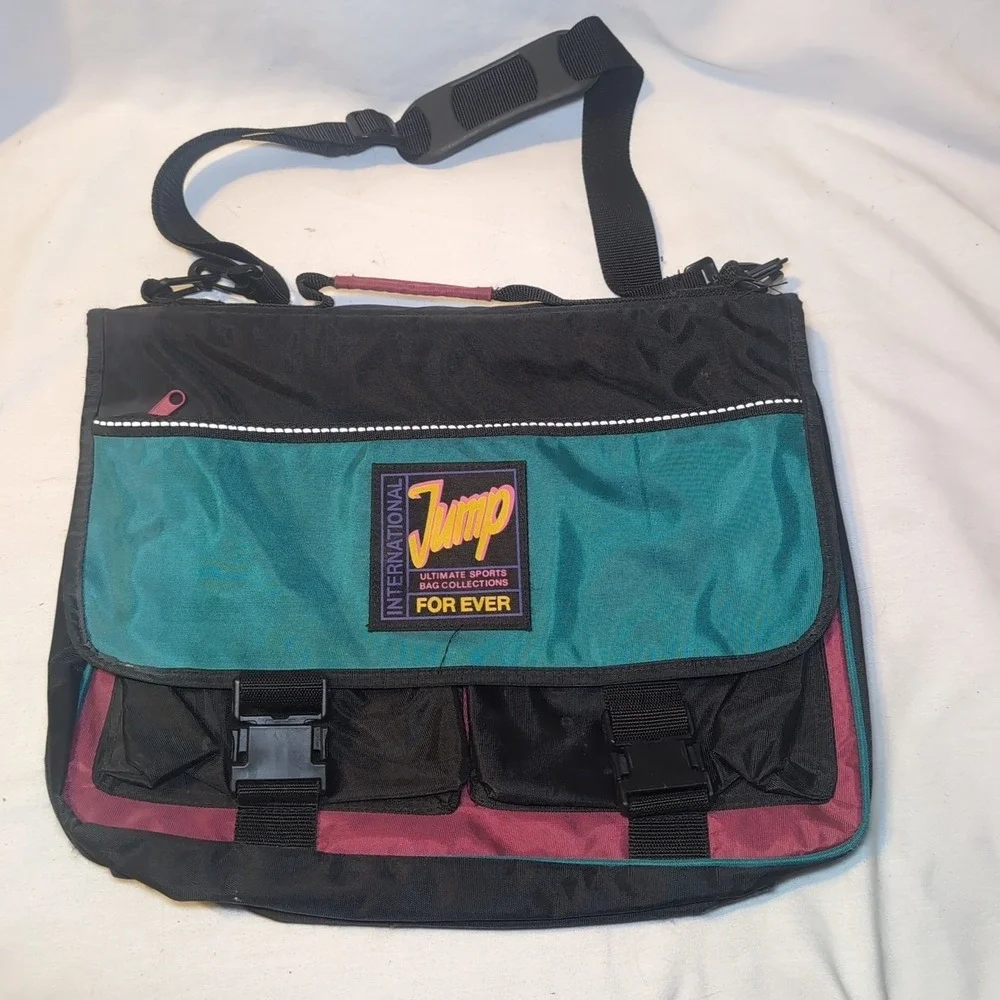 Vintage 90s International